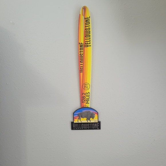 Yes.Fit - Yellowstone 128.2 Miles Fitness Medal - Add to Your Collection - Picture 4 of 4